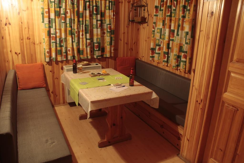 Camping Boneta บารูเอรา ห้อง รูปภาพ