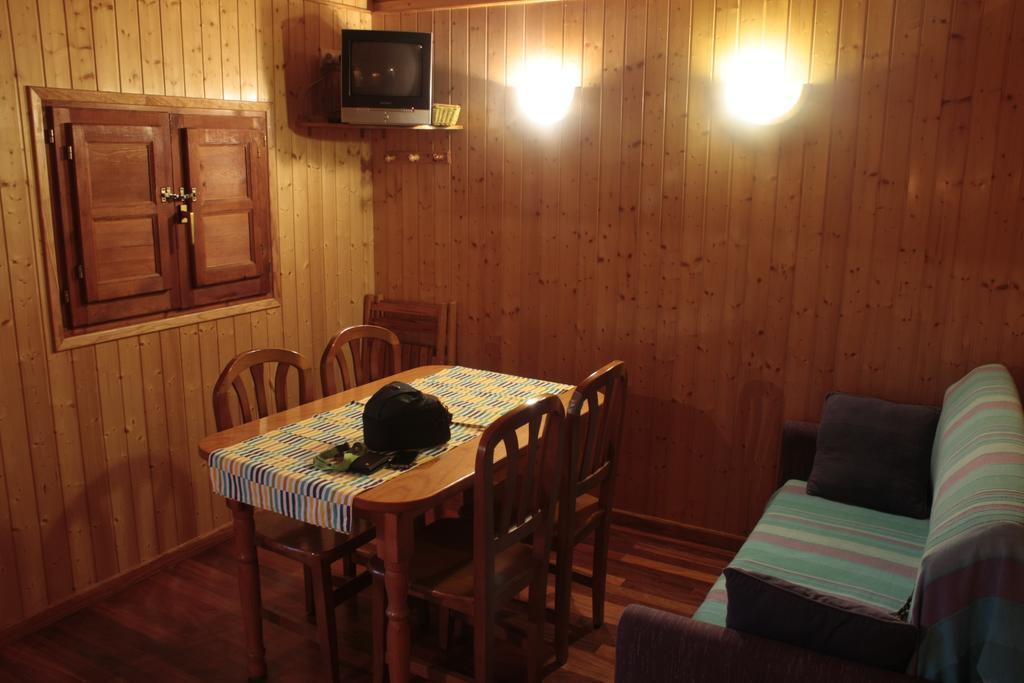 Camping Boneta บารูเอรา ห้อง รูปภาพ